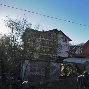 Сочи, Улица Защитников Кавказа, 16: фото