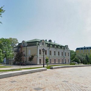 Trokhsvyatytelska Street, 6М, Kyiv: photo