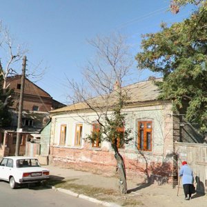 Naberezhnaya 1 Maya Street, 105, Astrahan: photo