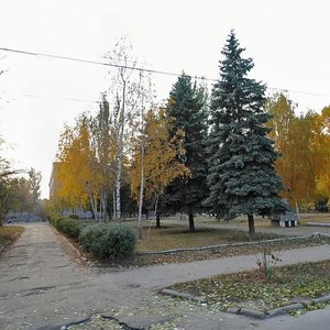 Vulytsia Poliakova, 9, Zaporizhia: photo