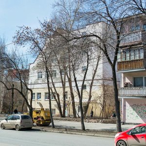 Екатеринбург, Улица Декабристов, 16-18литЗ: фото