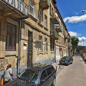 Krekhivska vulytsia, 8, Lviv: photo