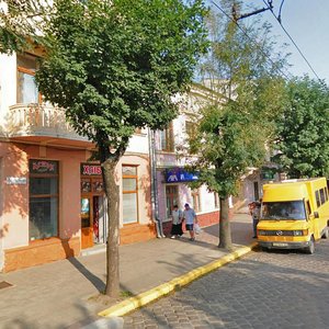 Holovna vulytsia, No:117, Çernoviç: Fotoğraflar