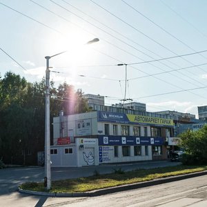 Oktyabrskiy Avenue, 62Б, : foto