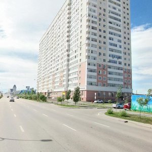 Астана, Улица Шамши Калдаякова, 1: фото