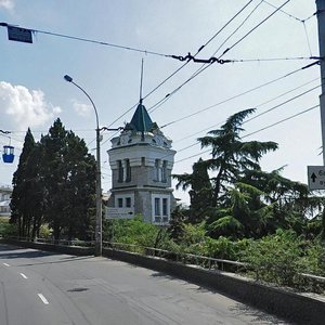 Ялта, Улица имени Архитектора Н.П. Краснова, 1В: фото