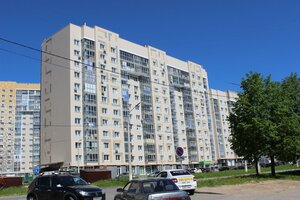 Voinov-Internatsionalistov Street, 14, : foto