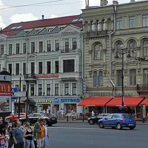 Nevskiy Avenue, 98, Saint Petersburg: photo