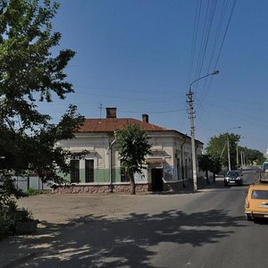 Demokratychna vulytsia, 11, Chernivtsi: photo