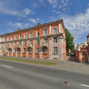 St. Petersburg Avenue, 17, Peterhof: photo