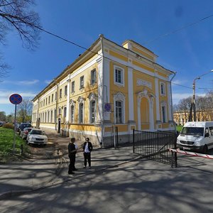 Razvodnaya Street, 3, Peterhof: photo