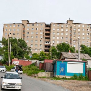 Владивосток, Енисейская улица, 4: фото