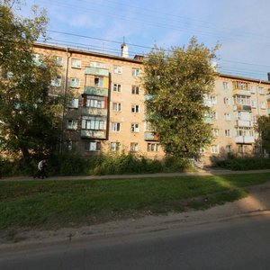 Sovetskoy Armii Street, 7, Perm: photo