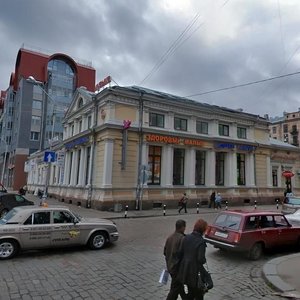 Ushakova Street, 6, Vyborg: photo
