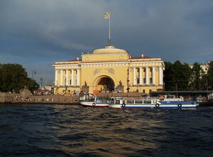 Admiralteyskaya Embankment, 2, Saint Petersburg: photo