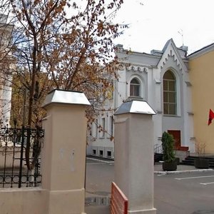Milyutinsky Lane, 18с4, : foto