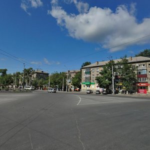 Mira Avenue, 35, : foto