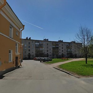 Петергоф, Улица Путешественника Козлова, 5: фото