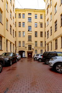 Liteyniy Avenue, 31, Saint Petersburg: photo