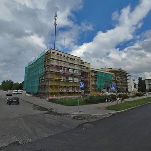 Krasnogo Flota Street, 13, Lomonosov: photo