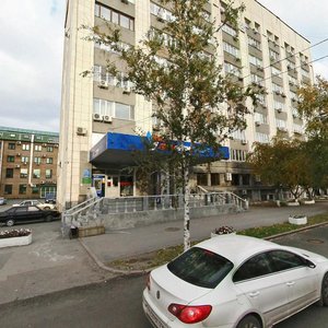 Khokhryakova Street, 47, : foto