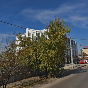 Краснодар, Большевистская улица, 352: фото