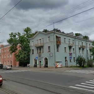 Sredneokhtinskiy Avenue, 35, Saint Petersburg: photo