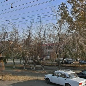 Mashinostroiteley Avenue, 14, Kurgan: photo