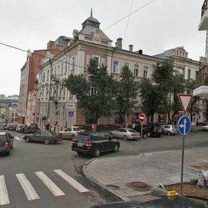Svetlanskaya Street, 1, Vladivostok: photo