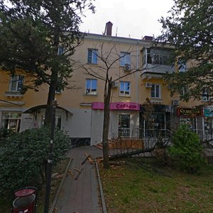 Marshala Zhukova Street, 12, Tuapse: photo