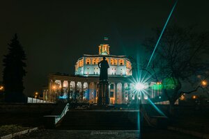 Suvorovskaya Square, 2 ، موسكو: صورة
