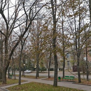 Oktyabrskaya ulitsa, 56, : foto