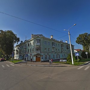 Зеленодольск, Улица Татарстан, 13: фото