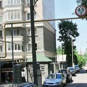 Aimanov Street, 65, Almaty: photo