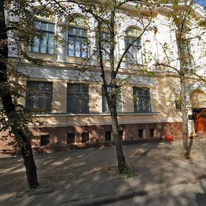 Zhon Myronosyts Street, 11, Kharkiv: photo