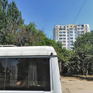 Vulytsia Levitana, 147, : foto