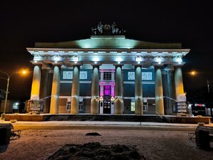 Волжский, Комсомольская площадь, 1: фото