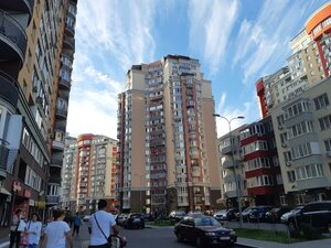 Mykhaila Lomonosova Street, 48А ، كييف: صورة