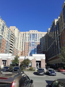 Leningradskaya Street, 7, Kudrovo: photo