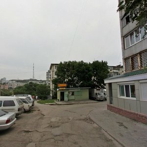 Владивосток, Океанский проспект, 107: фото