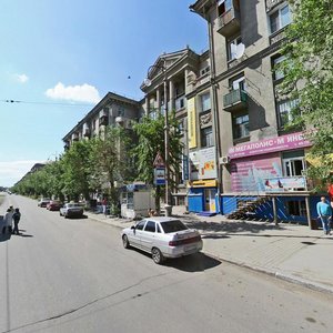 Магнитогорск, Ленинградская улица, 10: фото