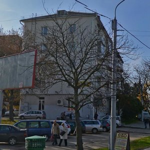 Miasnikova Street, 17, Minsk: photo