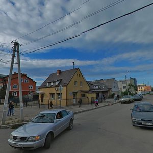 Калининград, Улица Миклухо-Маклая, 14: фото