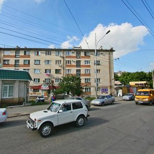 Serova Street, 2/2, Stavropol: photo