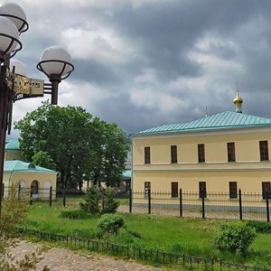 Istoricheskaya Square, 16, Dmitrov: photo