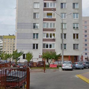 Ushodniaja Street, 33, : foto