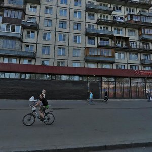 Bolshevikov Avenue, 21, Saint Petersburg: photo