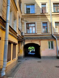 Moskovskiy Avenue, 18, Saint Petersburg: photo
