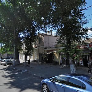 Таганрог, Петровская улица, 69: фото