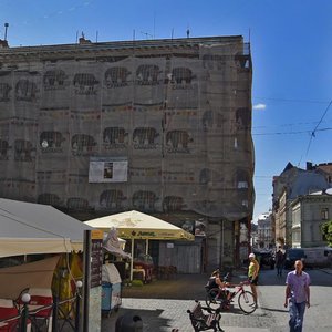 Львов, Театральная улица, 12: фото